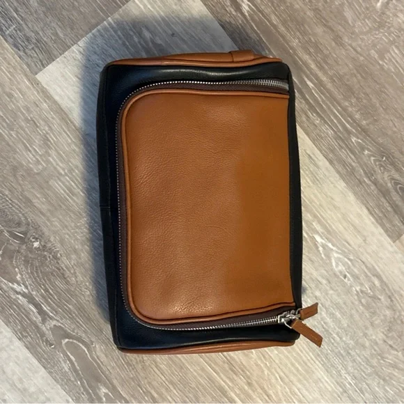 Genuine Leather Toiletry Case Men’s Brown & Black Travel Piece Organize Vacation - Picture 2 of 13